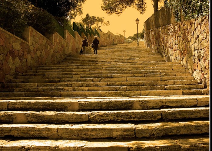 Novecientos dos escalones