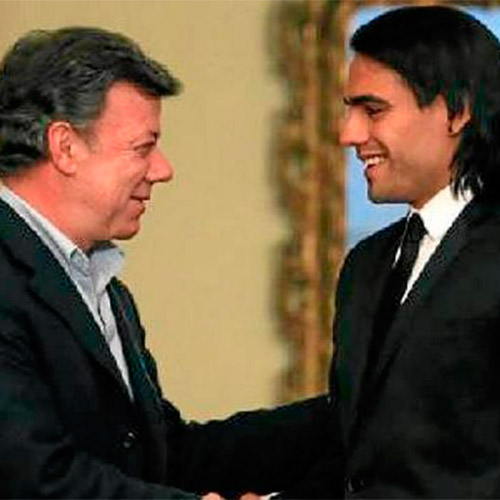 Santos quiere meter a la Selección Colombia en el juego electoral