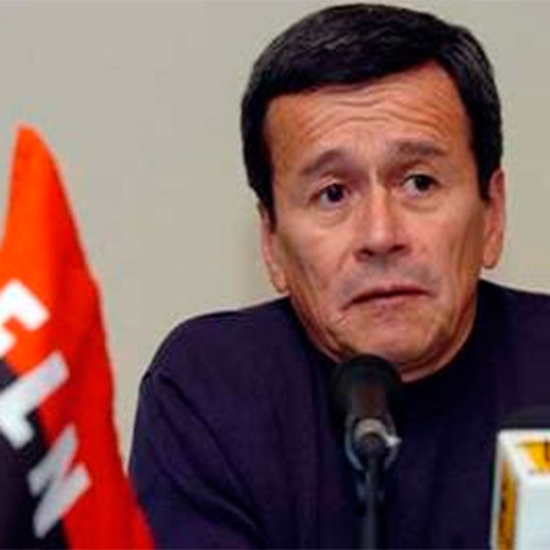 La guerrilla del ELN inicia diálogos de paz con el gobierno Santos