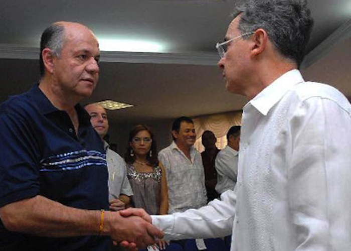 Elite: la universidad de Álvaro Uribe y Darío Montoya