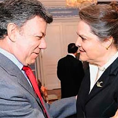 Duro jalón de orejas de Clara López y el Polo a Santos por Palestina