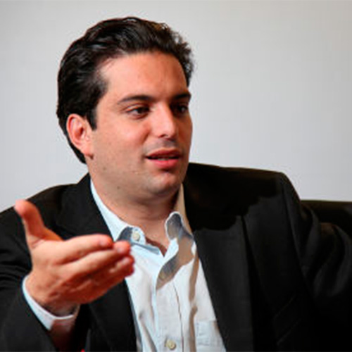 Simón Gaviria logró su ministerio: Comercio Exterior