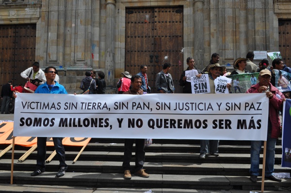 De víctimas y victimarios