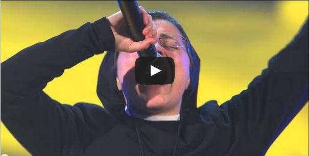 Suor Cristina Scuccia: “La monja que revoluciono la música en Italia”