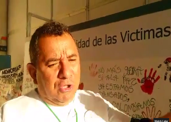 Javier llegó desde Tumaco cargado con sus poemas