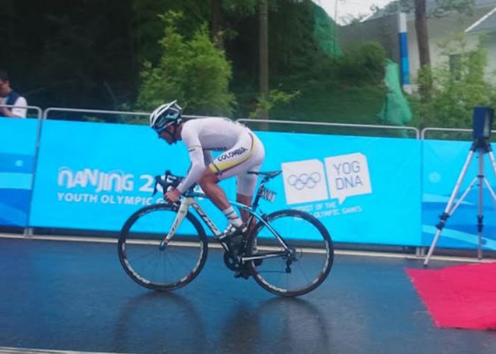 Otro campeón olímpico sin patrocino oficial