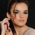  - Melody hoy, la niña del baile del gorila