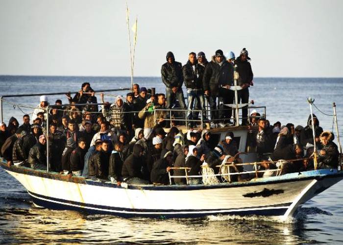 Europa: Migración asiática, territorios y derechos políticos