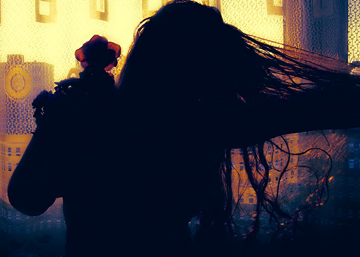 Víctima de una agencia invisible de mujeres hermosas