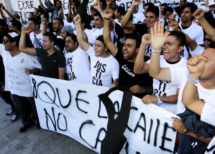 En honor a los mártires de la educación