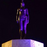  - La mujer que pintó a Medellín de rosa