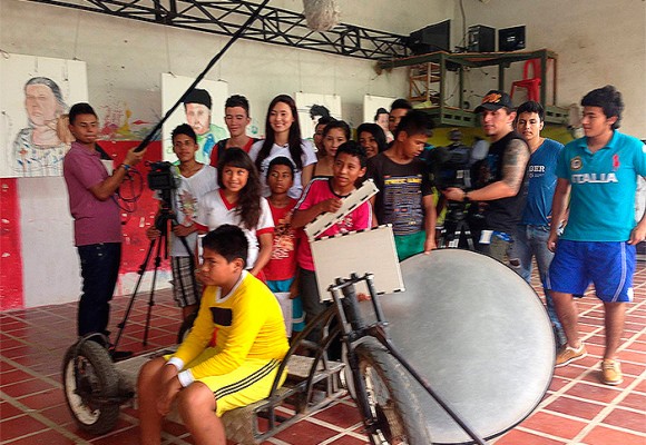 Los niños cineastas de la Amazonía
