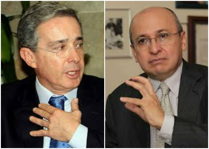 Uribe en su laberinto