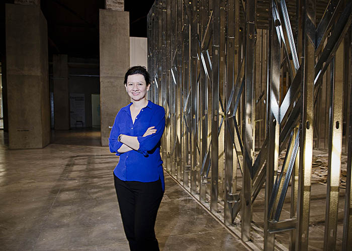 Una santandereana dirigiendo el MAMM