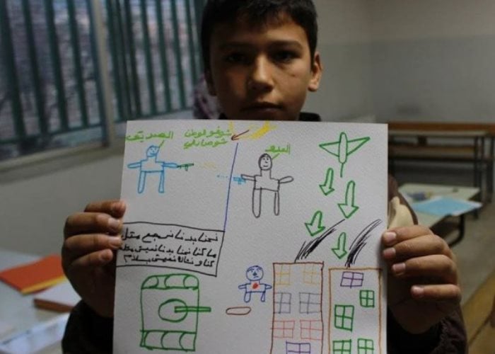 Niños sirios dibujan los horrores de la guerra
