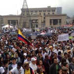  - Uribe se lanzó a la calle a apoyar: "paz sin impunidad"