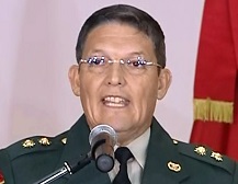 ''Por mi honor militar me retiro del servicio activo'' General Alzate