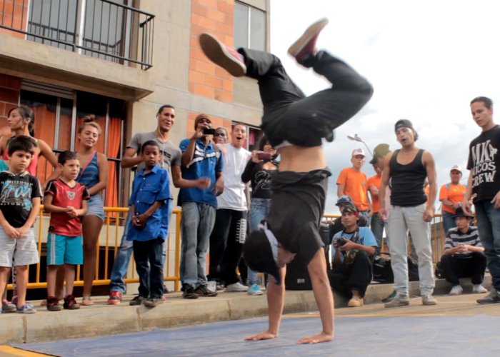 La Legión del Afecto se toma las comunas Medellín