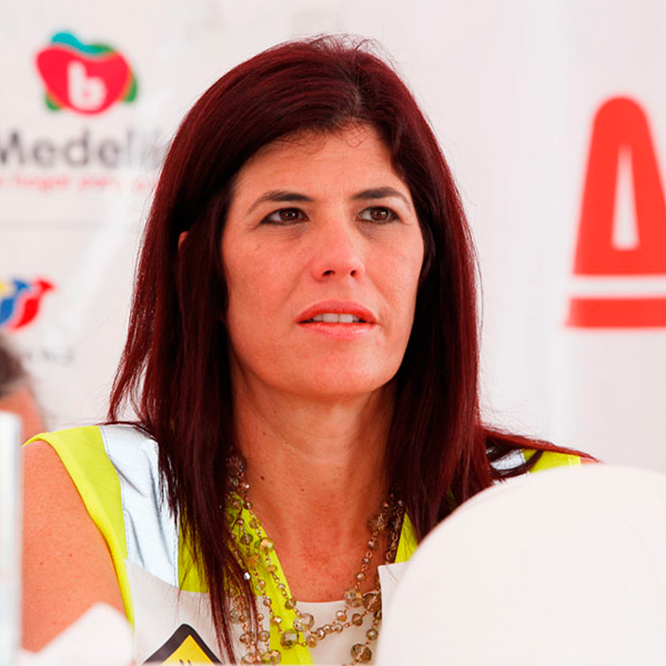 Invías anuncia caducidad del contrato mientras visita el túnel de La Línea