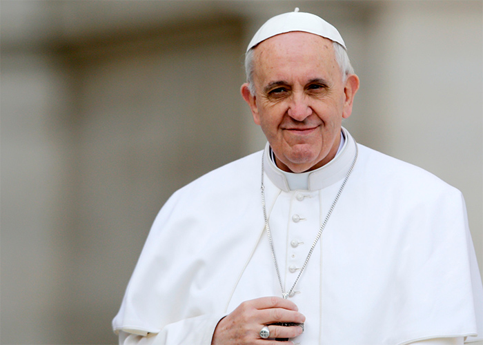 El papa no es bienvenido en Colombia