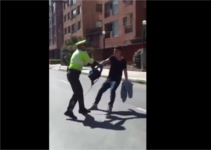 Video: siguen los abusos de la policía en Bogotá