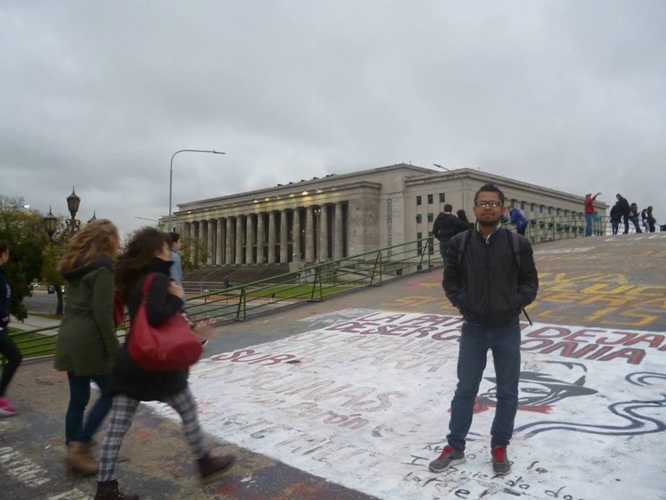 Cuando un colombiano humilde muere en el exterior.