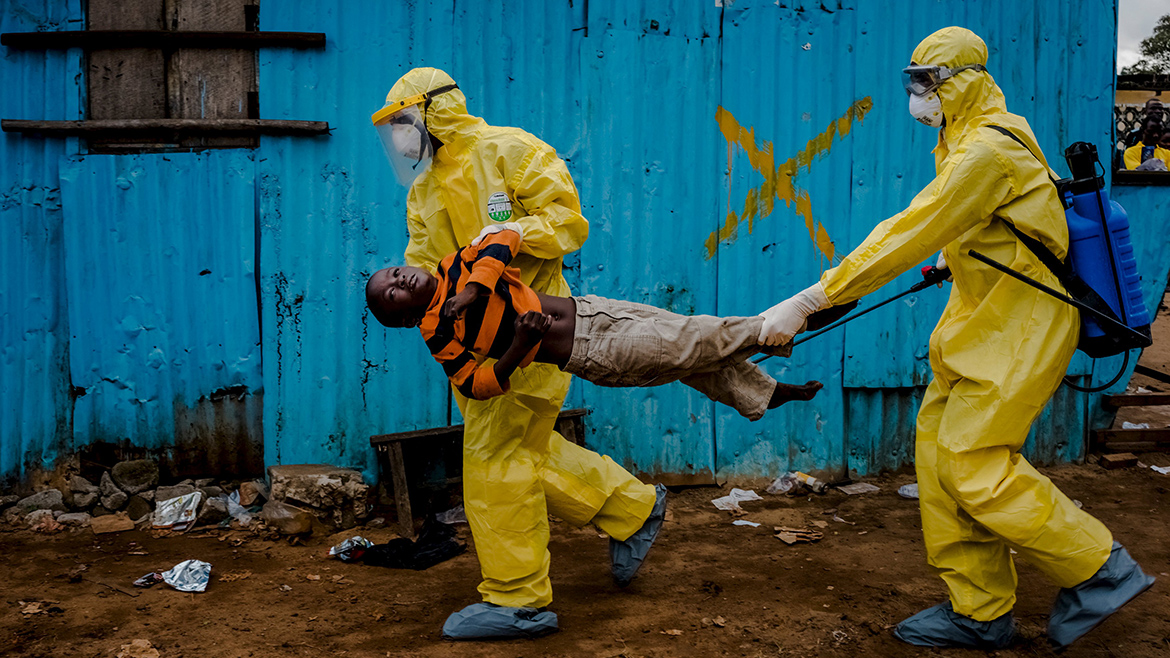 El horror del ébola y los brotes del nuevo racismo ganaron el Pulitzer