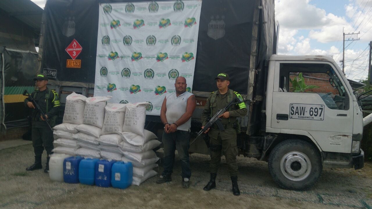 Policia de Chocó incauta químicos para el procesamiento de narcóticos
