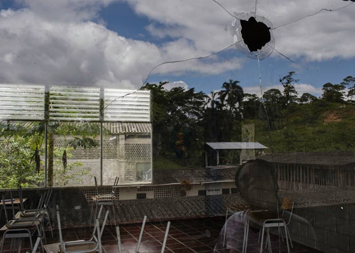 ¡Que les den con todo¡: carta a guerreristas de escritorio