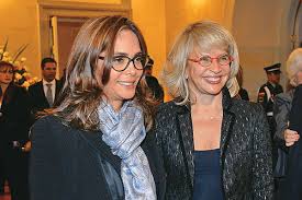 Parody y Cecilia Álvarez, las edecanes de Santos en la Cumbre de las Américas