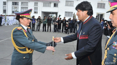 La Primera General de Bolivia es hija del militar que capturó al ‘’Che’’