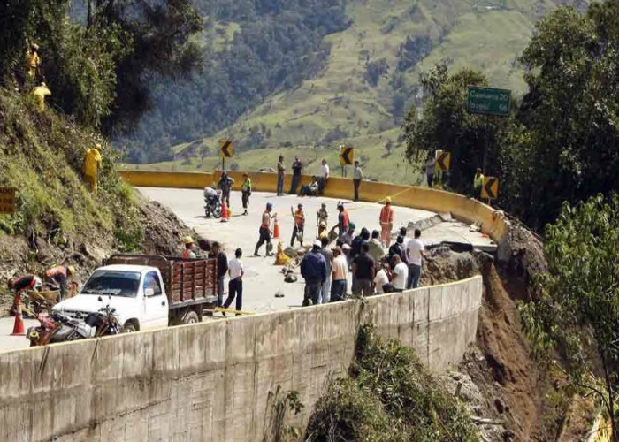 La Línea, arteria para bypass