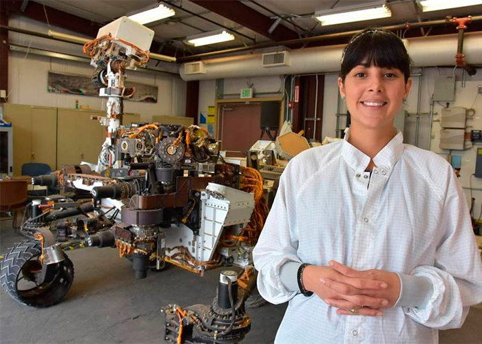 Una colombiana en el mando del robot Curiosity que llegó a Marte