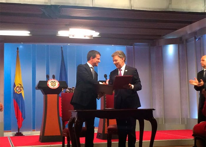 ¿A qué viene el primer ministro francés?