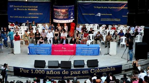 El festival de poesía de Medellín cumple 25 años: una fiesta por la paz, la vida y la palabra para celebrar juntos