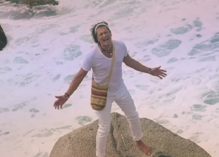 Se estrena video de 'La tierra del olvido'