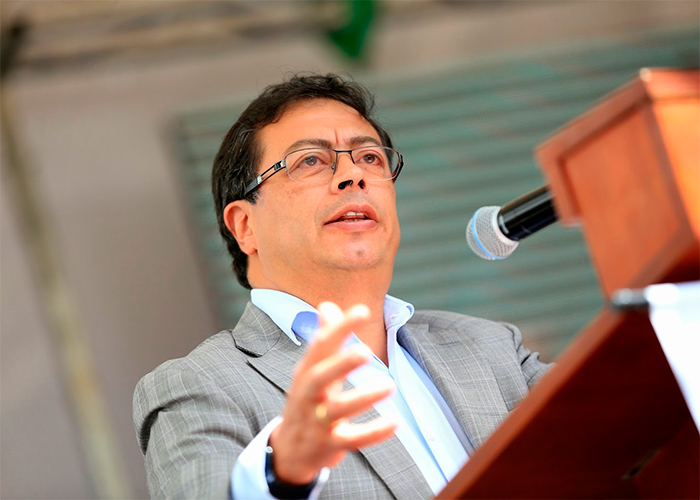 Petro: la constituyente es el camino