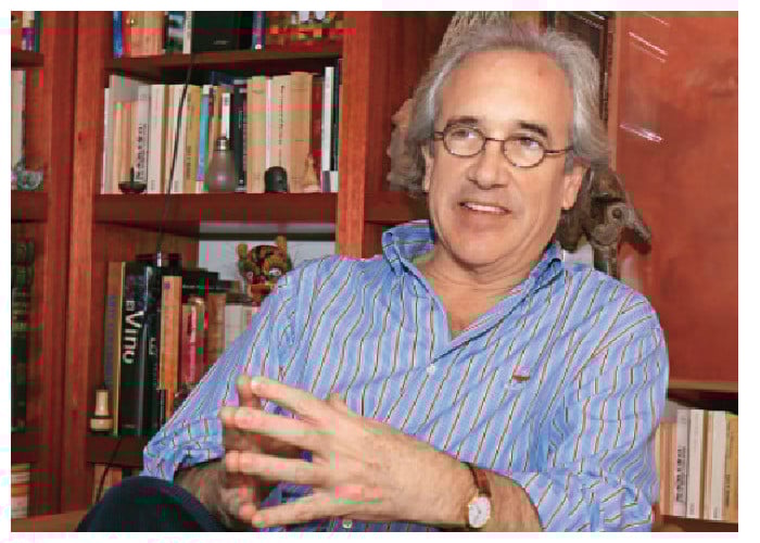 Juan Carlos Pastrana se enfrenta a la Corte