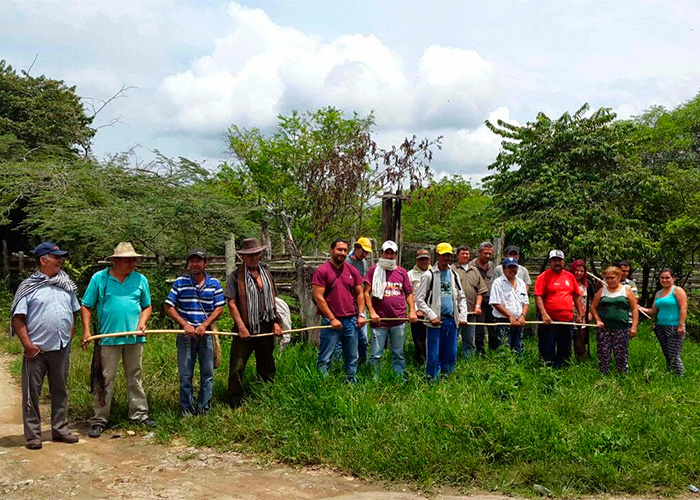 'A nosotros nos desplazó el Gobierno'