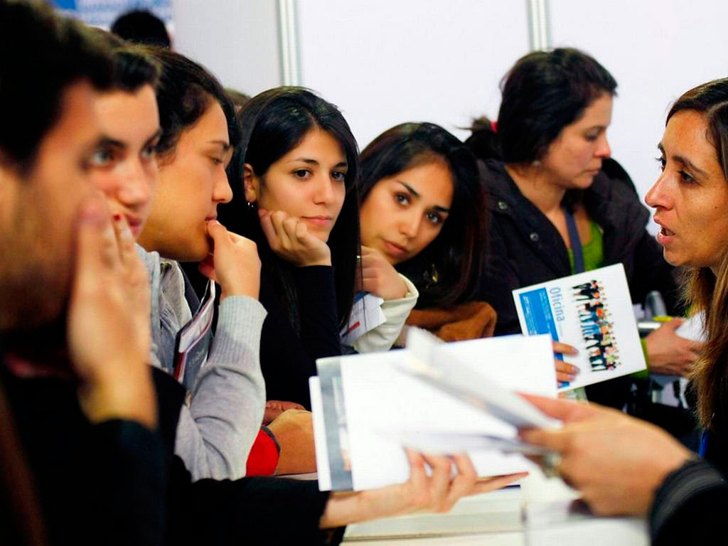 Disponibles becas de maestría en Inglaterra para colombianos