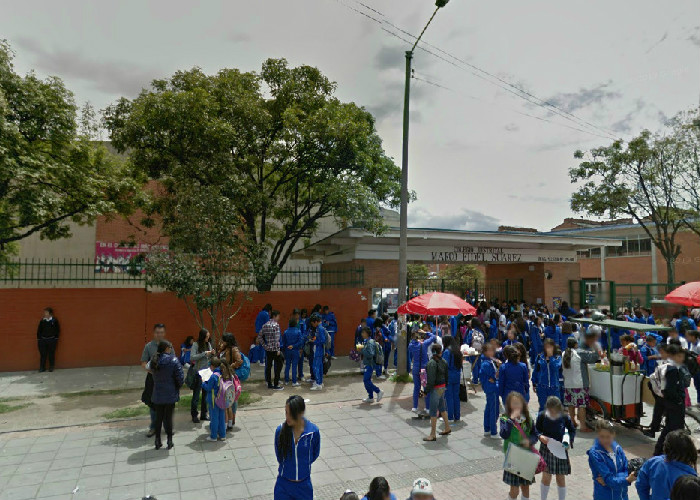 El consumo de químicos que destruye a los estudiantes en los colegios