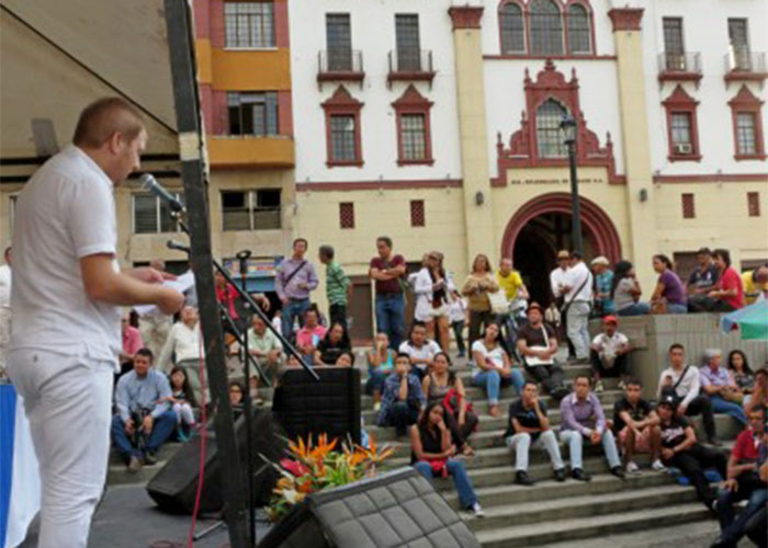 Poesía para apañarse del calor caleño