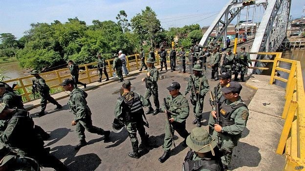 Foto: AFP. Maduro declaró 60 días de estado de emergencia en cinco municipios fronterizos y desplegó un contingente de 1.500 soldados a la zona fronteriza.