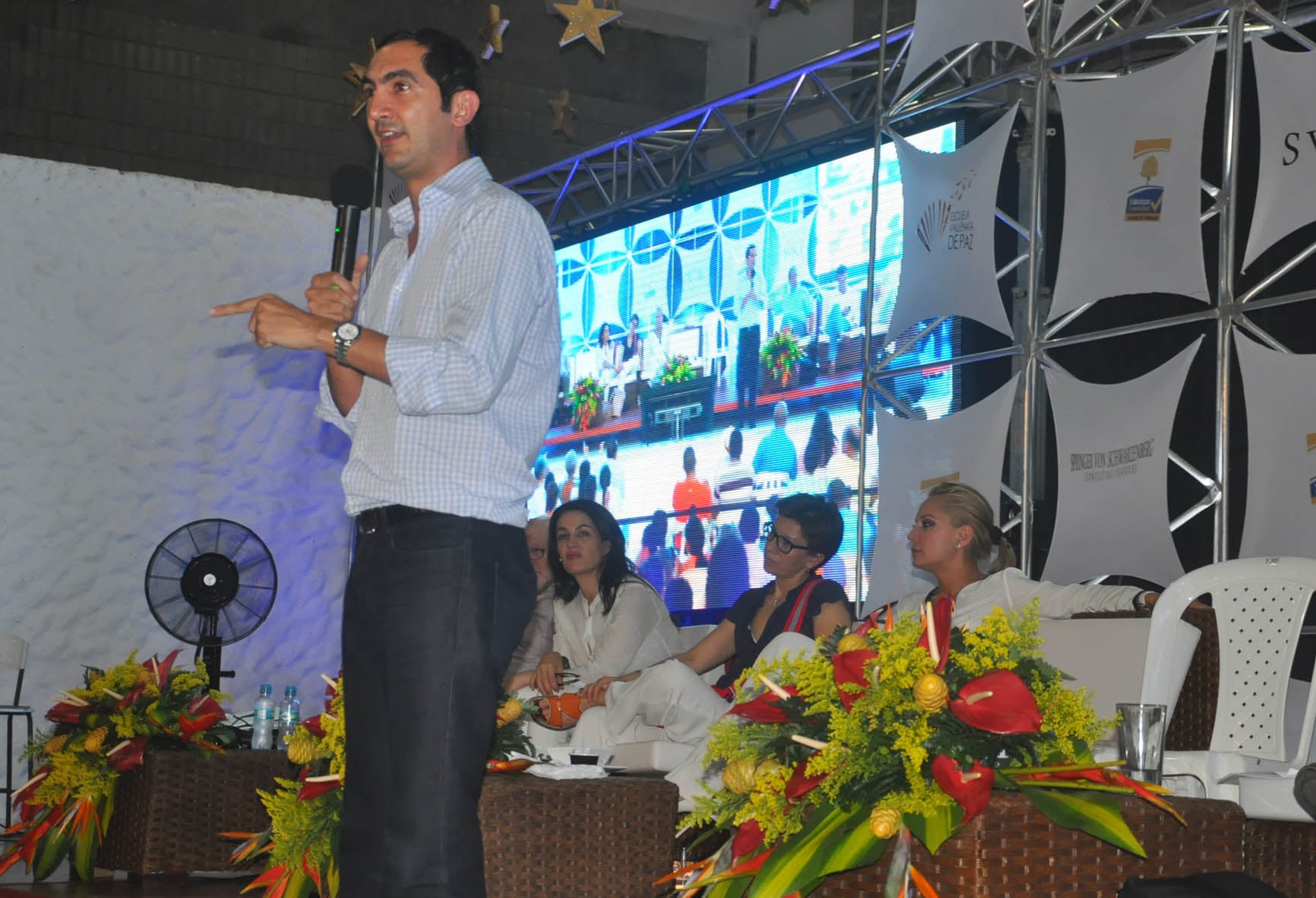  - El fin de Natalia Springer en La FM con Vicky Dávila