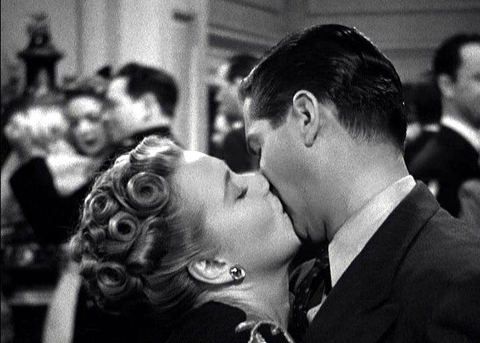 El beso: otra moneda devaluada