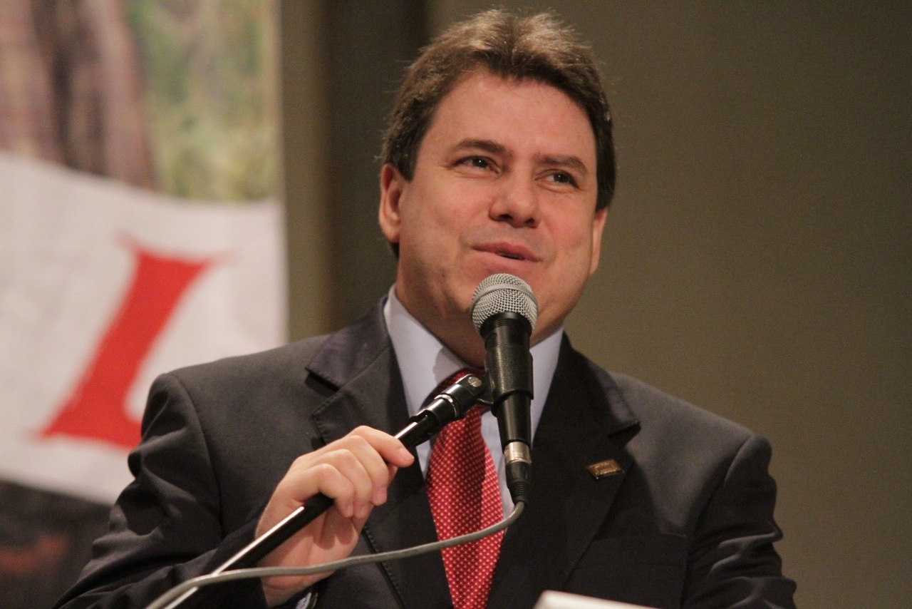 Renunció Eugenio Prieto a la candidatura de la alcaldía de Medellín