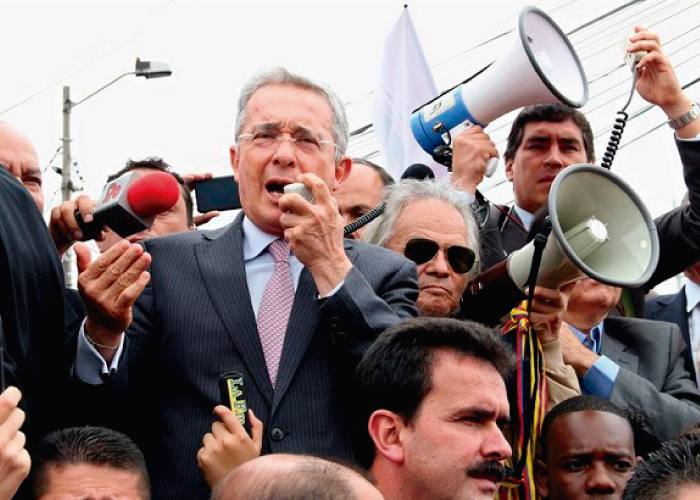 Los destinos de Uribe