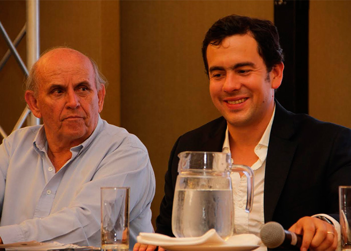 Rodrigo Lara y Cambio Radical abrazan a Armitage