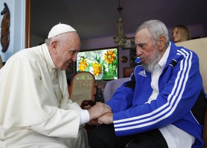 Las fotos inéditas entre el Papa y Fidel