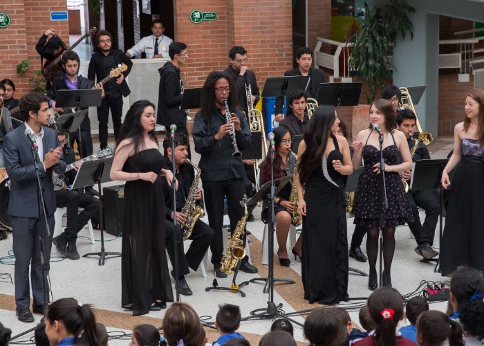 Los artistas: héroes capaces de salvar vidas